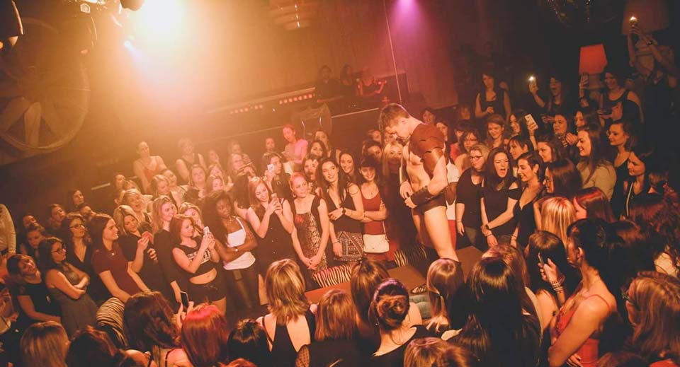 Gogo danseur Suisse Marc