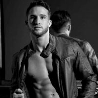 Gogo danseur Suisse Nathan