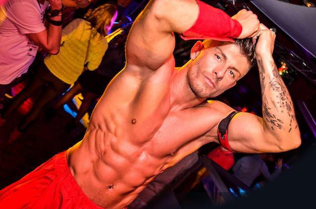 Gogo danseur Suisse Sebastiano