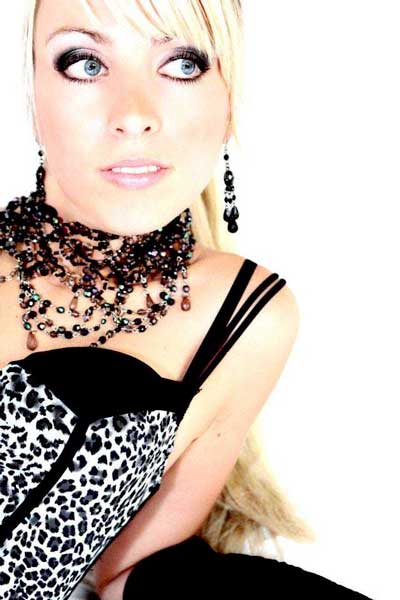 Gogo danseuse Suisse Eva