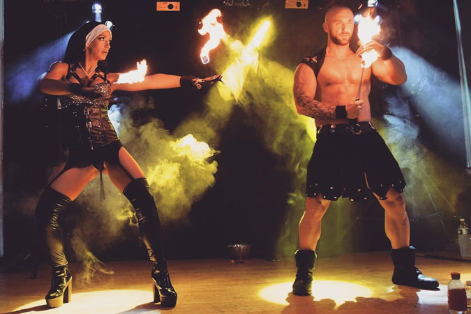 Spectacle manipulation flammes Suisse