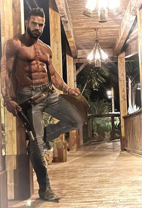 Striptease show cowboy